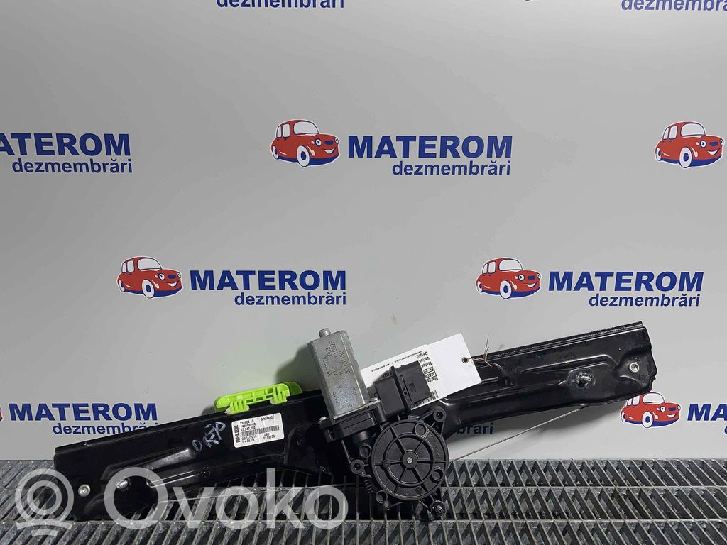 BMW 2 F46 Elektryczny podnośnik szyby drzwi tylnych 