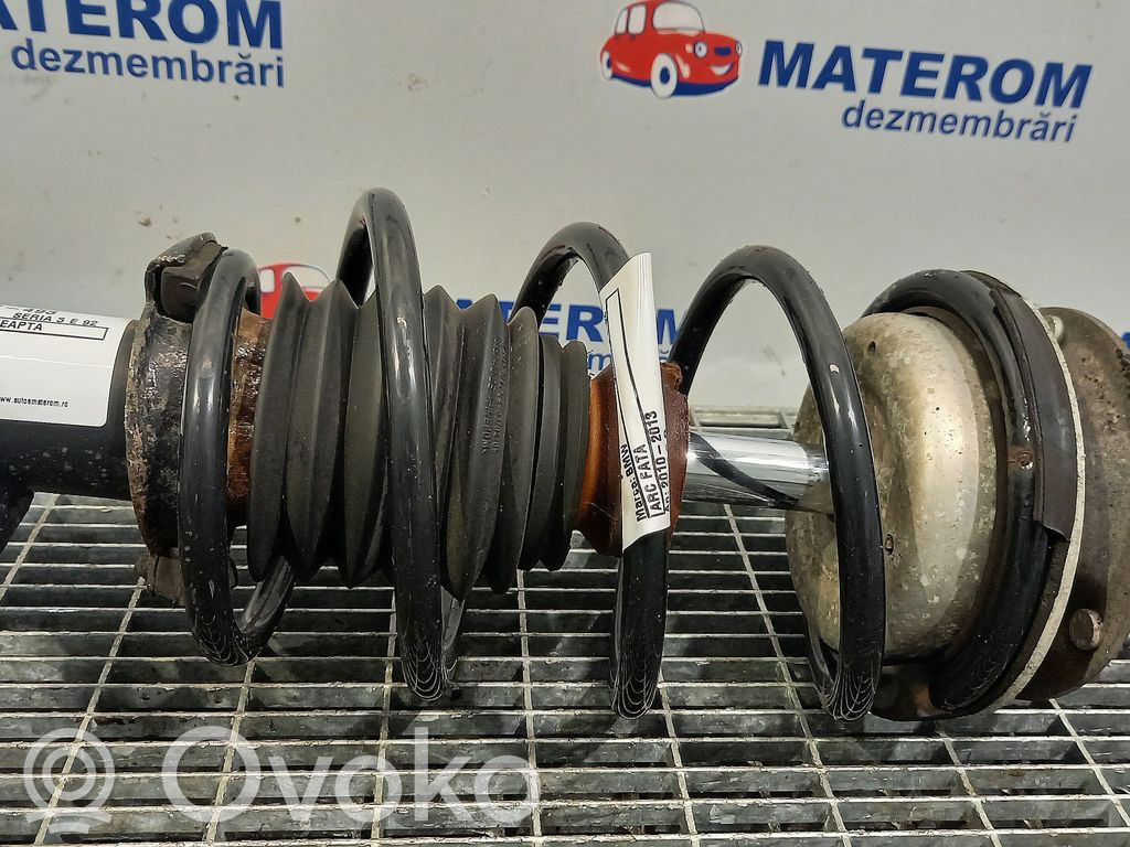 BMW 3 E92 E93 Priekinė spyruoklė 