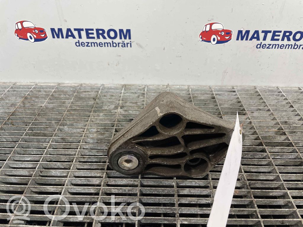 Ford Focus Supporto di montaggio scatola del cambio 