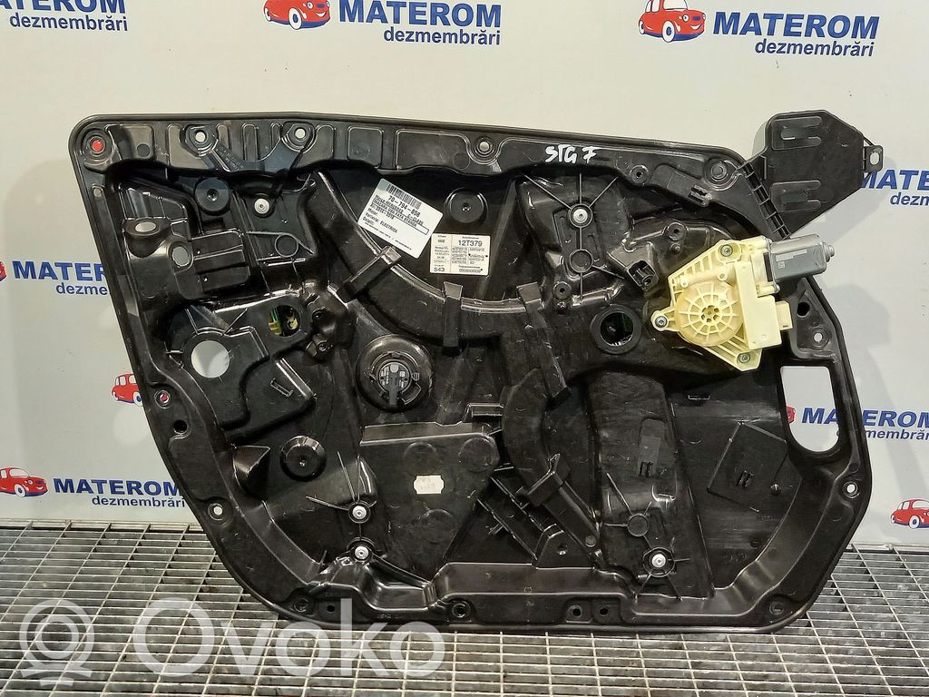 Mercedes-Benz C W205 Alzacristalli della portiera anteriore con motorino