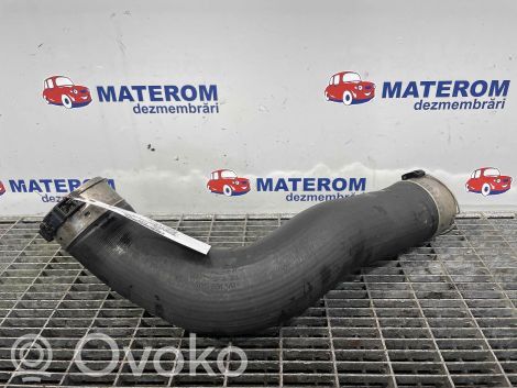 BMW 5 F10 F11 Välijäähdyttimen letku 