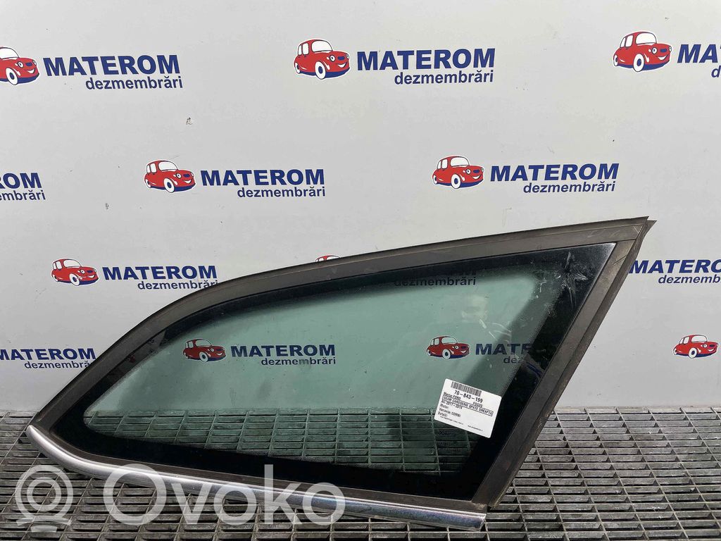 Ford Focus Vidrio lateral trasero 