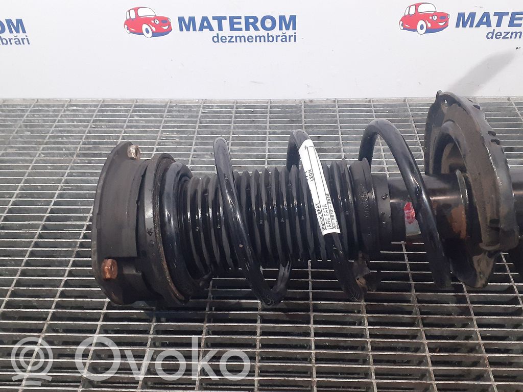 Seat Leon (5F) Etukierrejousi