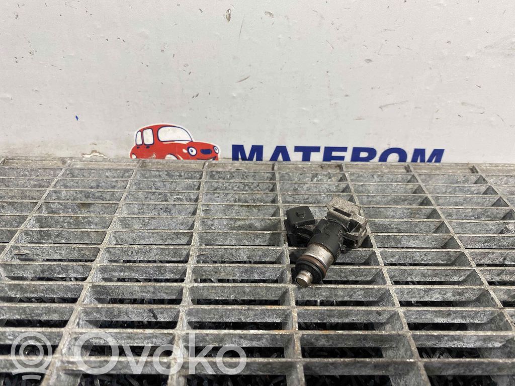 Inyector de combustible   82292589