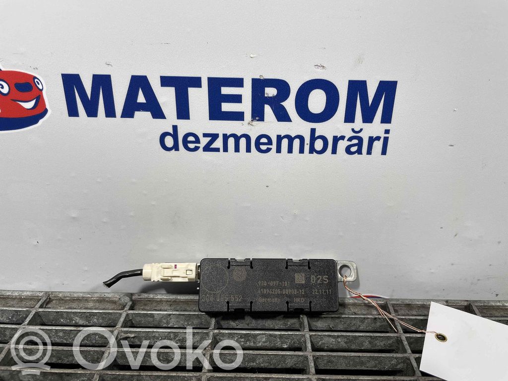 Volkswagen PASSAT CC Amplificatore antenna