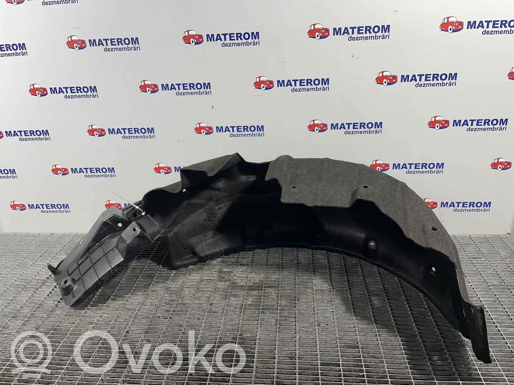 Toyota Avensis T270 Rivestimento paraspruzzi parafango posteriore 