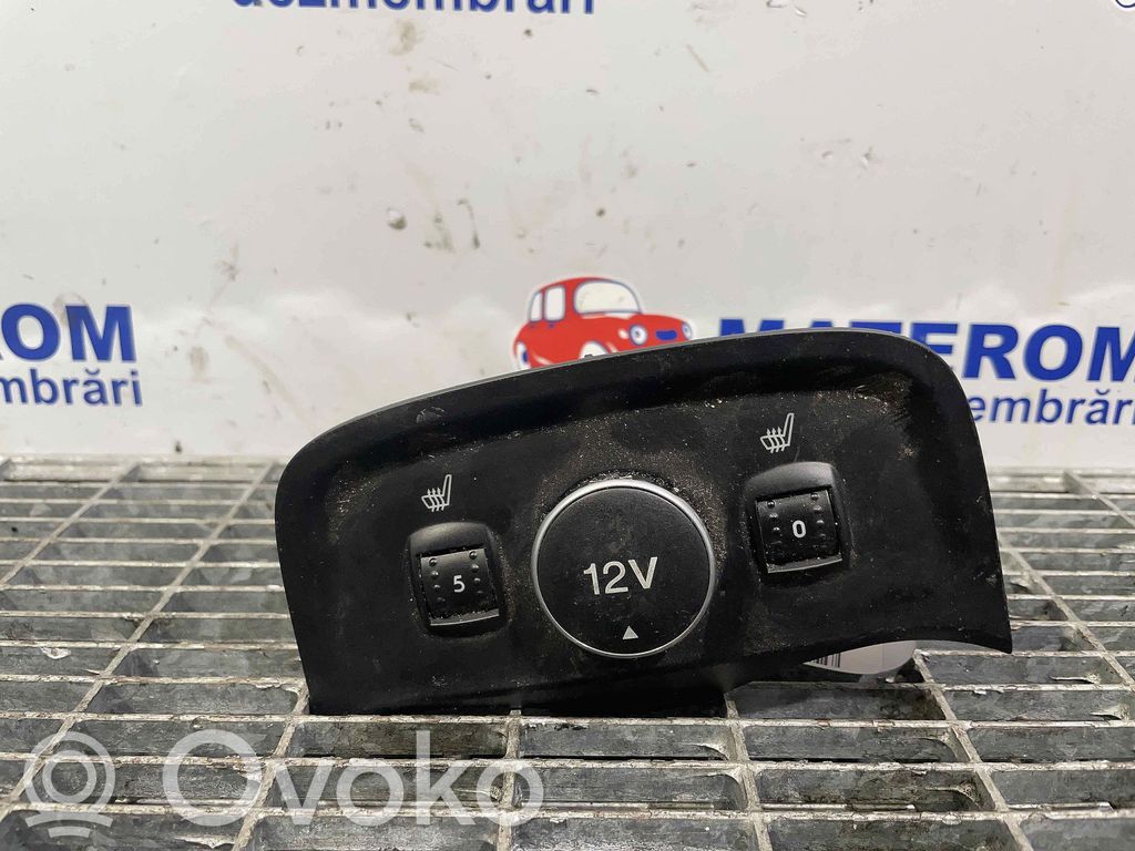 Schalter Sitzheizung   8V4T19K314AB