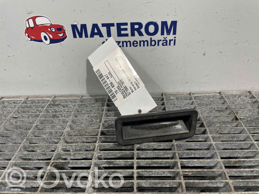Ford Kuga I Manilla exterior del maletero/compartimento de carga 