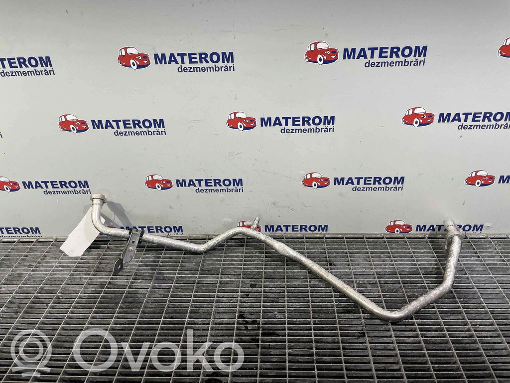 Nissan Qashqai+2 Ilmastointilaitteen putki (A/C)