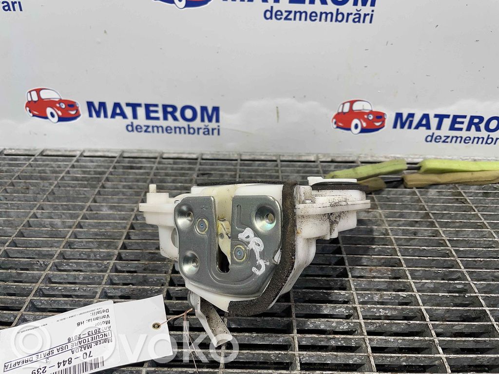 Mazda 3 II Cerradura de puerta trasera 