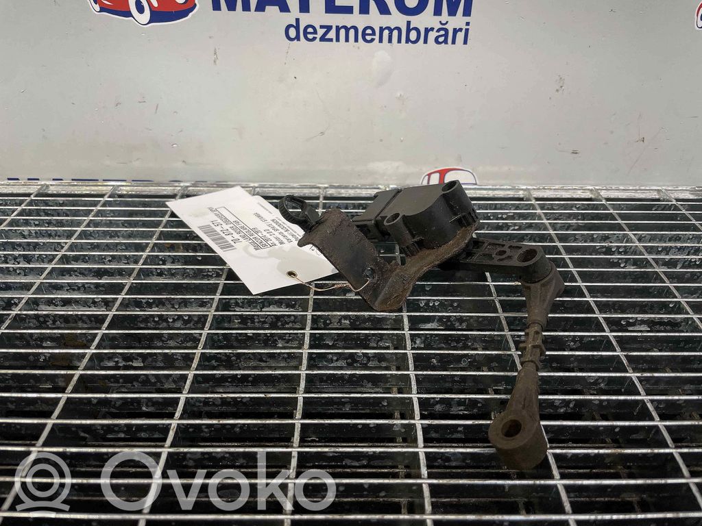 Czujnik poziomowania świateł osi przedniej   LR060986