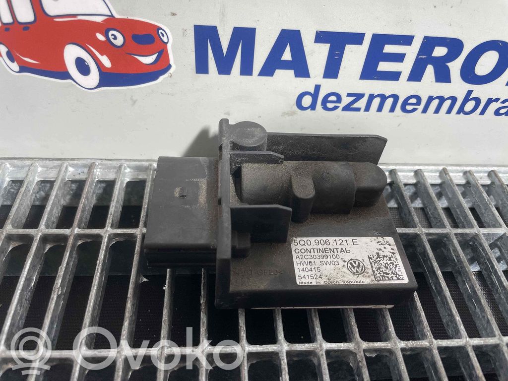 Volkswagen Golf VII Unité de commande / module de pompe à carburant