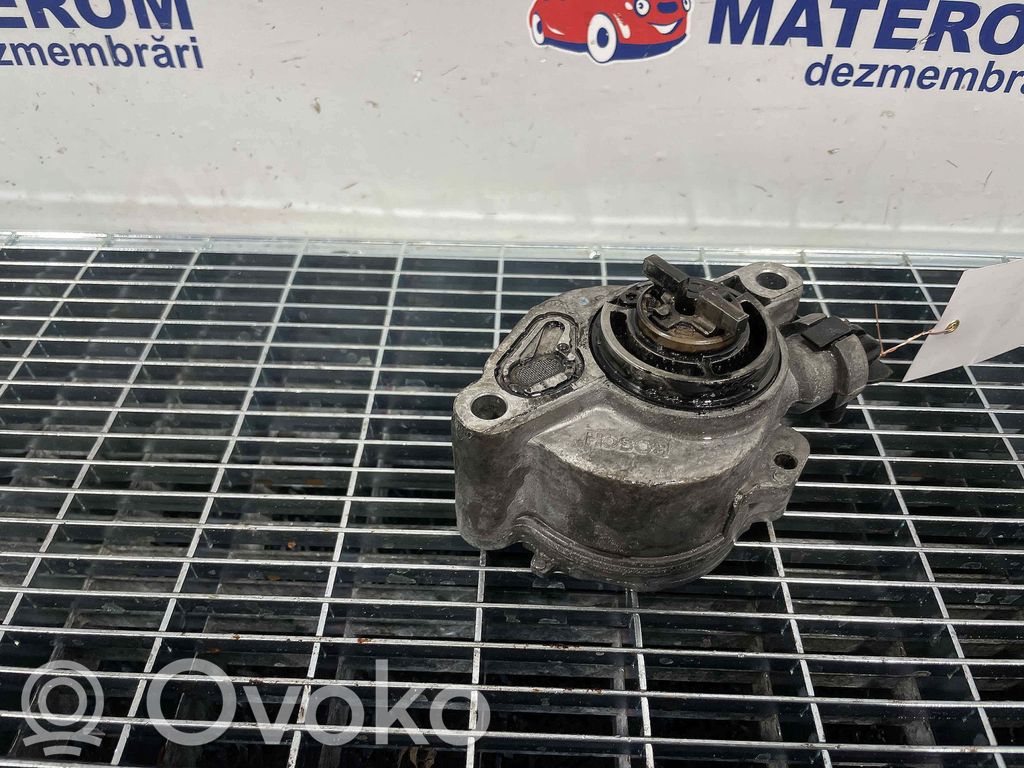 Volvo V50 Vakuumo pompa 