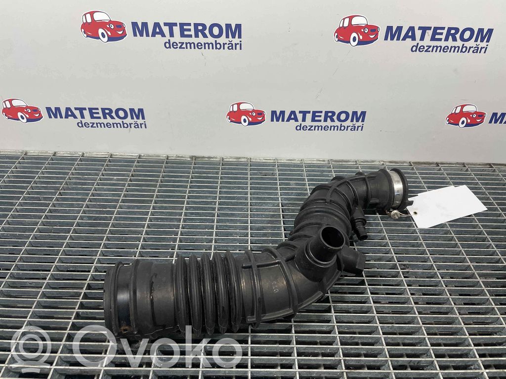 Renault Clio IV Furtun/conductă intercooler 