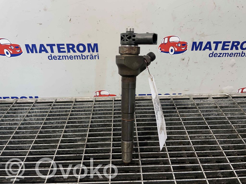 Inyector de combustible   04L130277AJ
