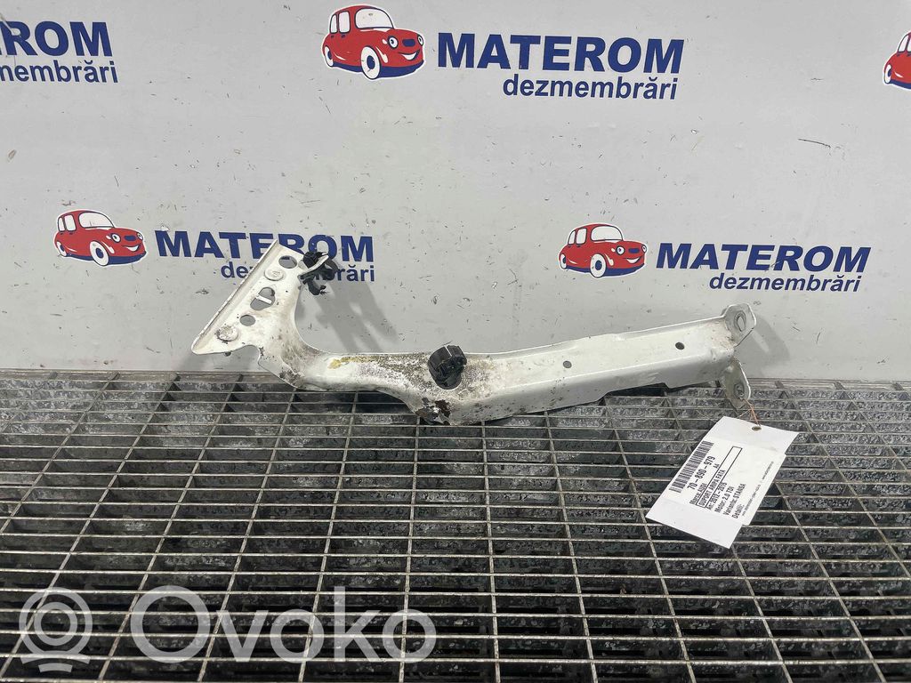 Audi A4 S4 B8 8K Supporto di montaggio del parafango 