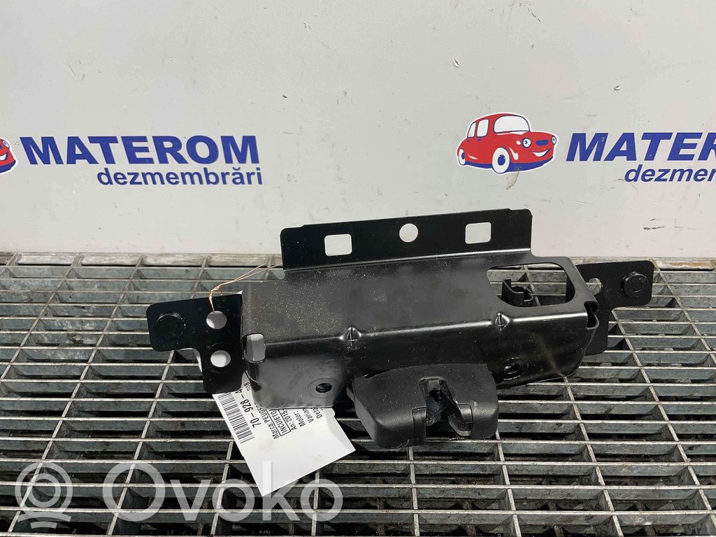 Peugeot 208 I Alerón del maletero ventana trasera