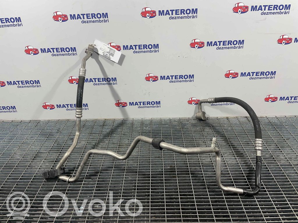 Ilmastointilaitteen putki (A/C)   6R2820743AF