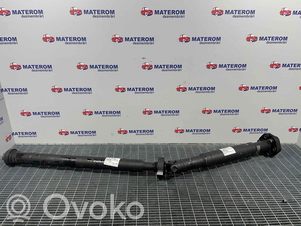 BMW 3 F30 F35 F31 Środkowy wał napędowy 