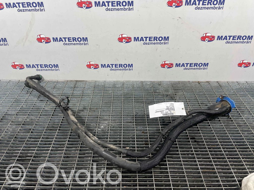 Support pompe injection à carburant   2388148