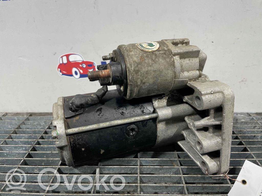 Starter motor   LRS02275