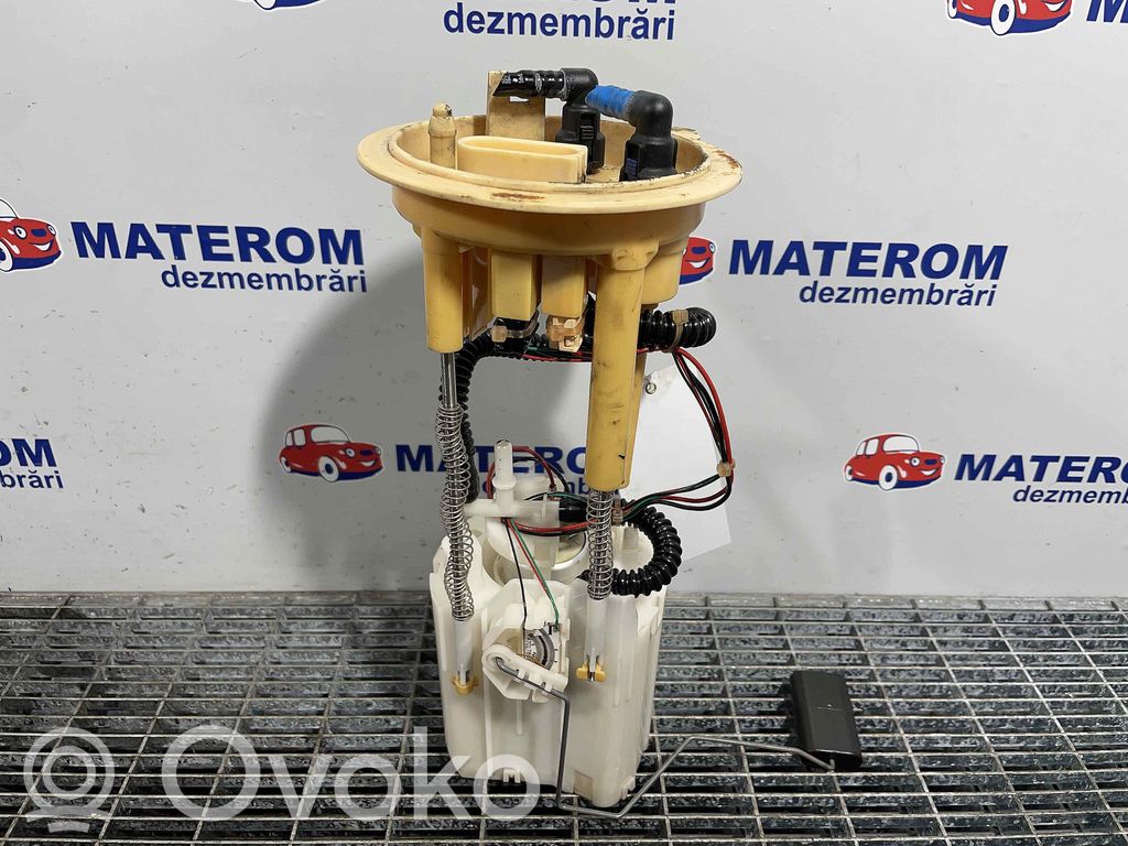 Volkswagen Tiguan Pompa carburante immersa