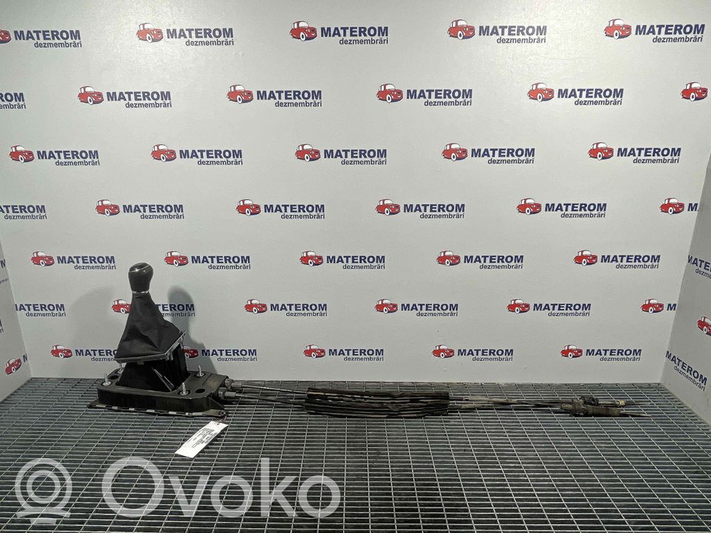 Volkswagen Golf VII Lewarek zmiany biegów / dolny 