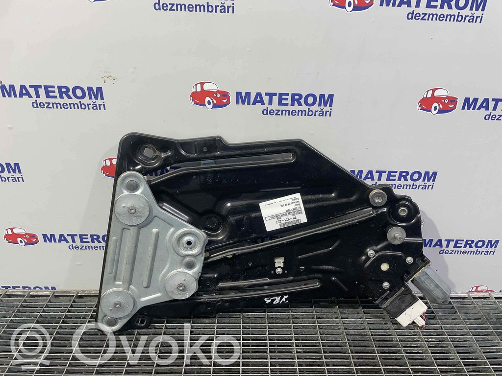 Elektryczny podnośnik szyby drzwi tylnych   1Q0839462