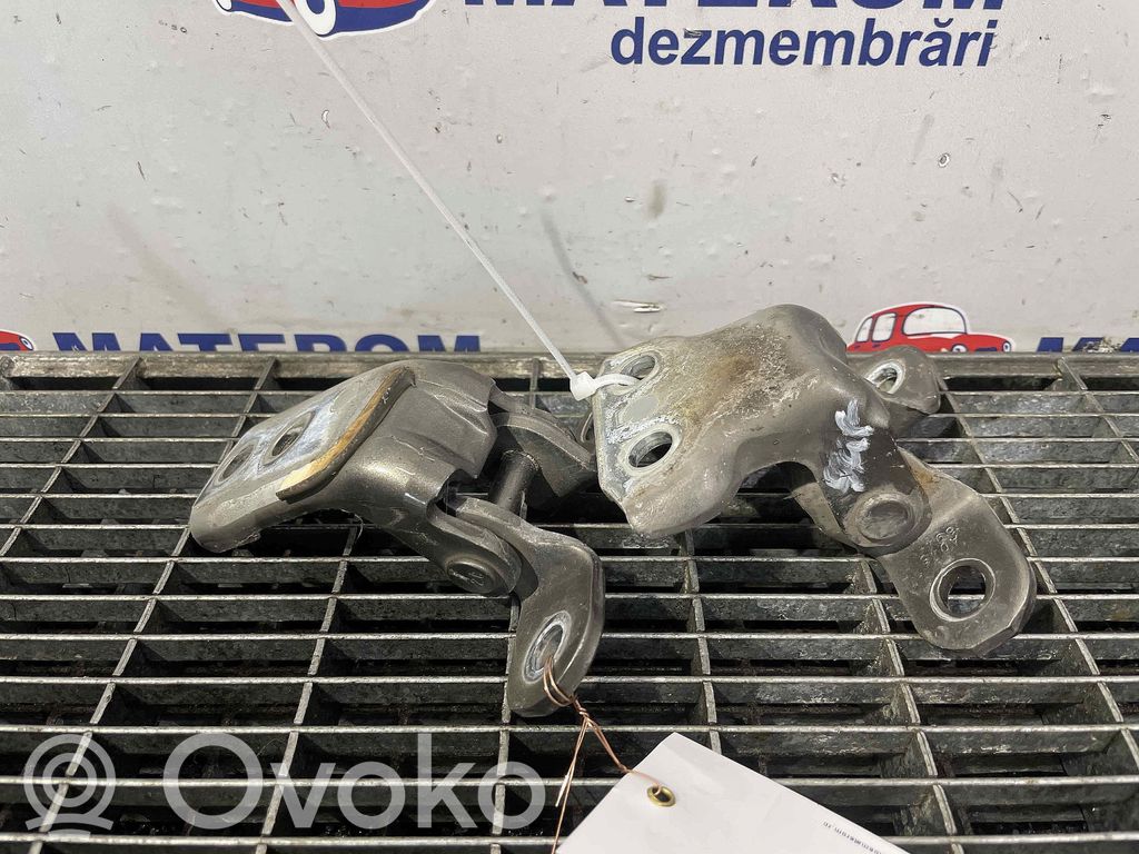 Toyota RAV 4 (XA30) Etuoven saranasarja 