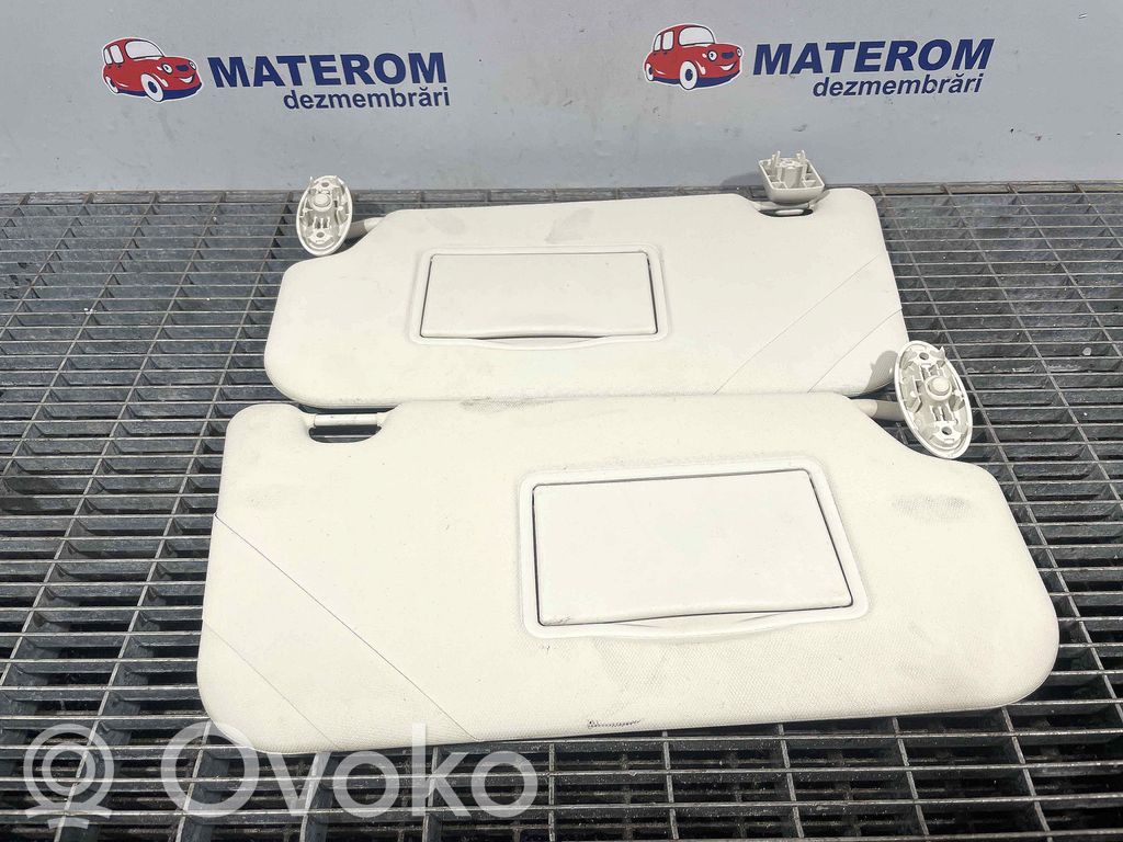 Sun visor   1894719