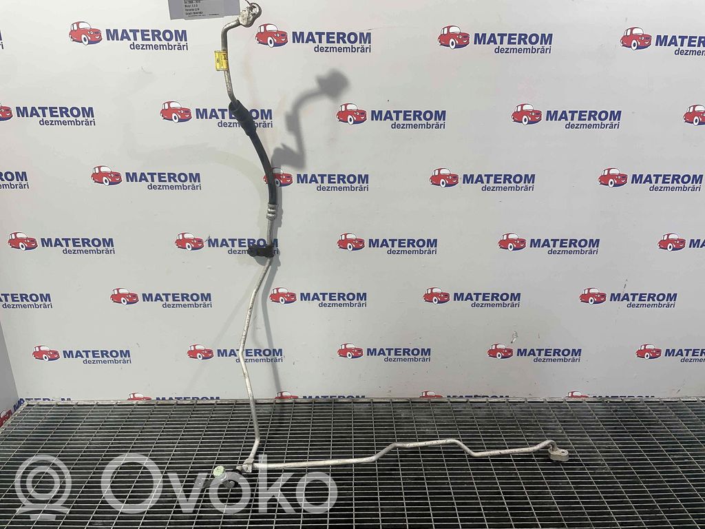 Chevrolet Captiva Ilmastointilaitteen putki (A/C)