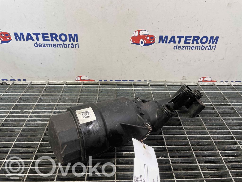 Mercedes-Benz GLA W156 X156 Supporto di montaggio del filtro dell’olio 