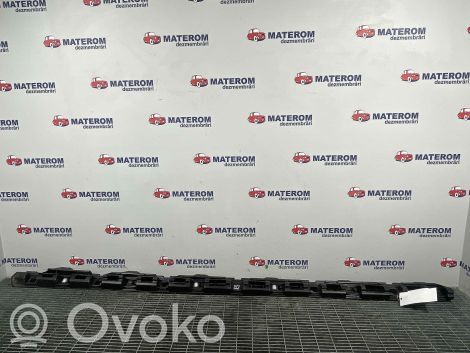 Volkswagen PASSAT B8 Listón sujeción faldón 