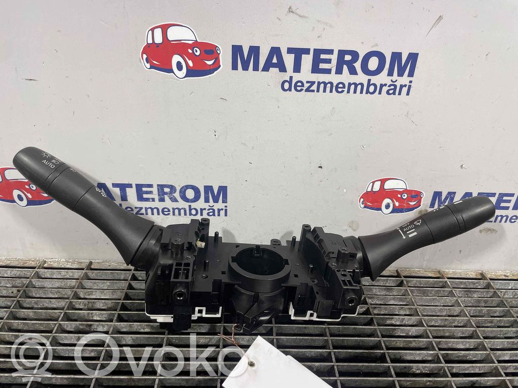 Nissan X-Trail T32 Leva indicatori 