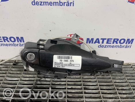 BMW X3 F25 Klamka zewnętrzna drzwi przednich 