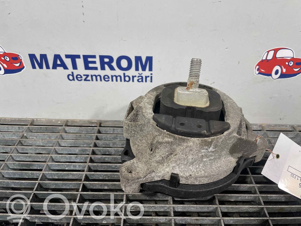 BMW 1 F20 F21 Variklio pagalvė 