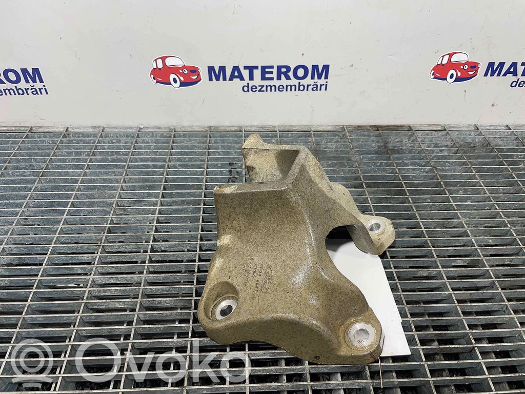 Ford Ranger Engine mount bracket 