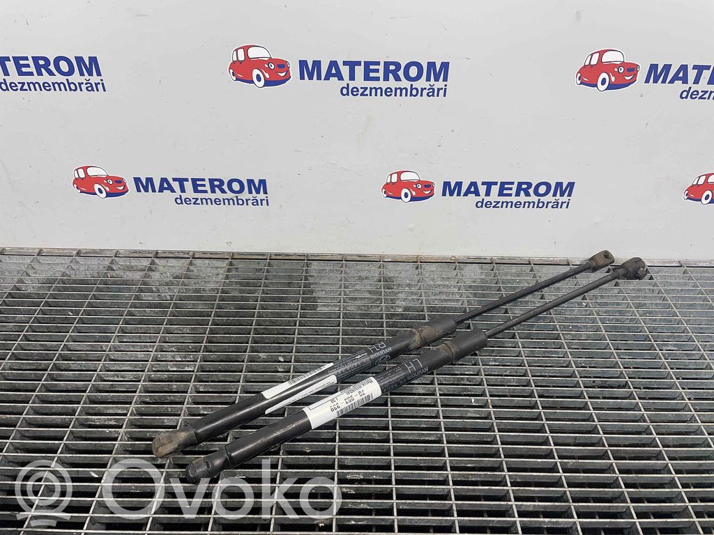 Hyundai i30 Amortiguador/puntal del maletero/compartimento de carga 
