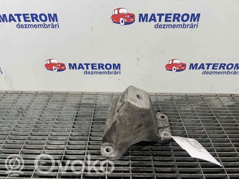 BMW 5 F10 F11 Engine mount bracket