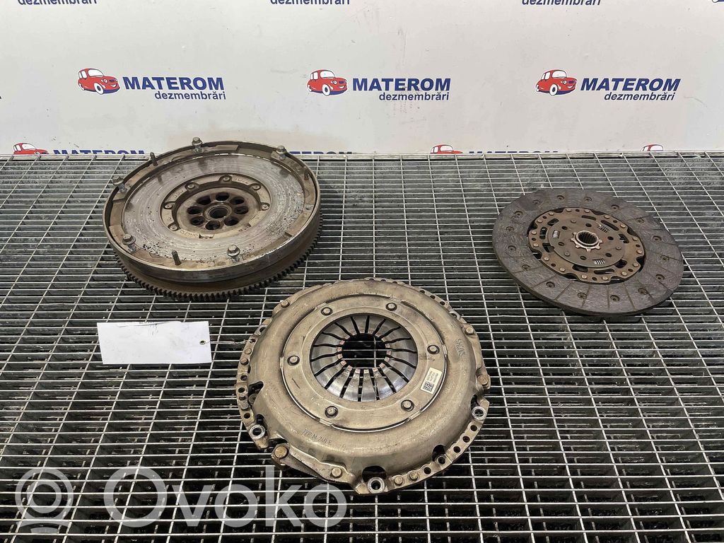 Opel Astra K Volante motor 