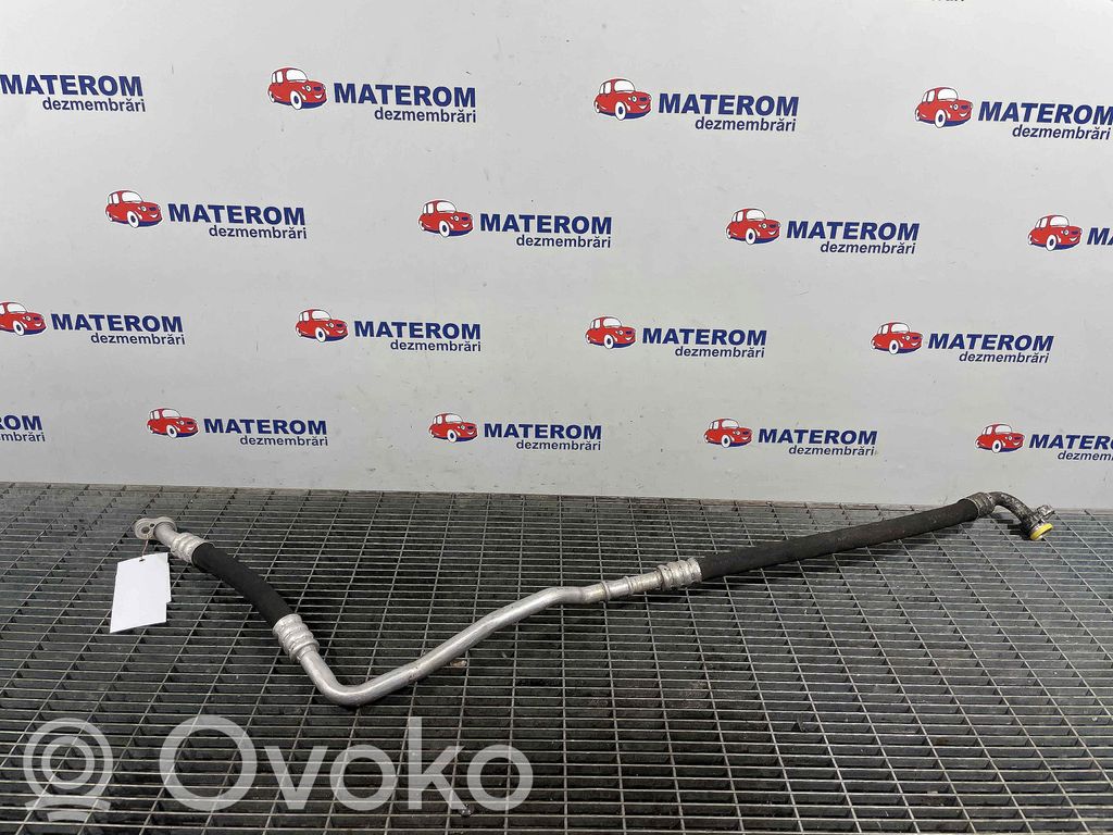 BMW X5 E70 Ilmastointilaitteen putki (A/C) 