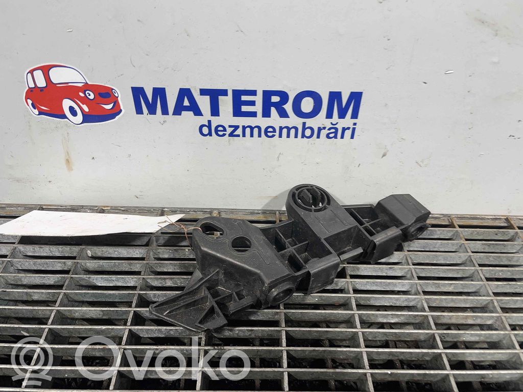 Opel Corsa E Soporte del parachoques delantero 
