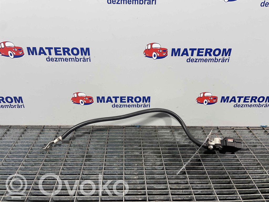 BMW 5 F10 F11 Pluskaapeli (akku)