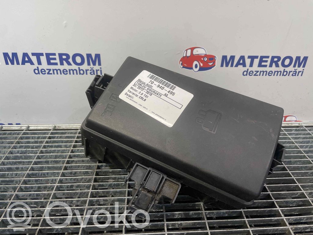 Audi A3 S3 8V Módulo de fusible 