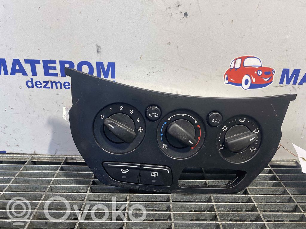 Ford C-MAX II Climate control unit 