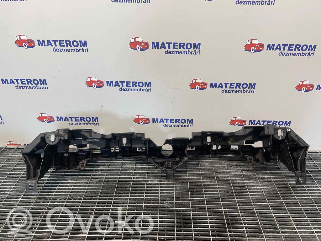 Fiat Punto Evo Soporte del parachoques delantero