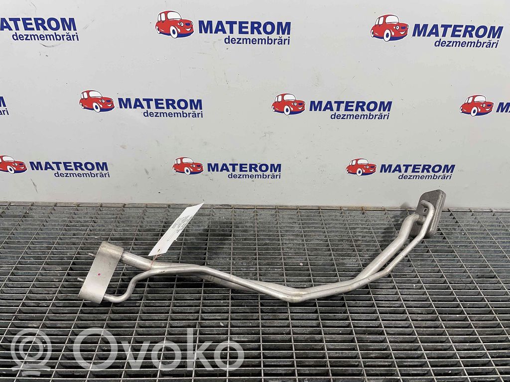 BMW X5 E70 Ilmastointilaitteen putki (A/C) 