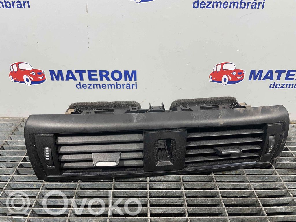 BMW 1 F20 F21 Centrinės oro grotelės 