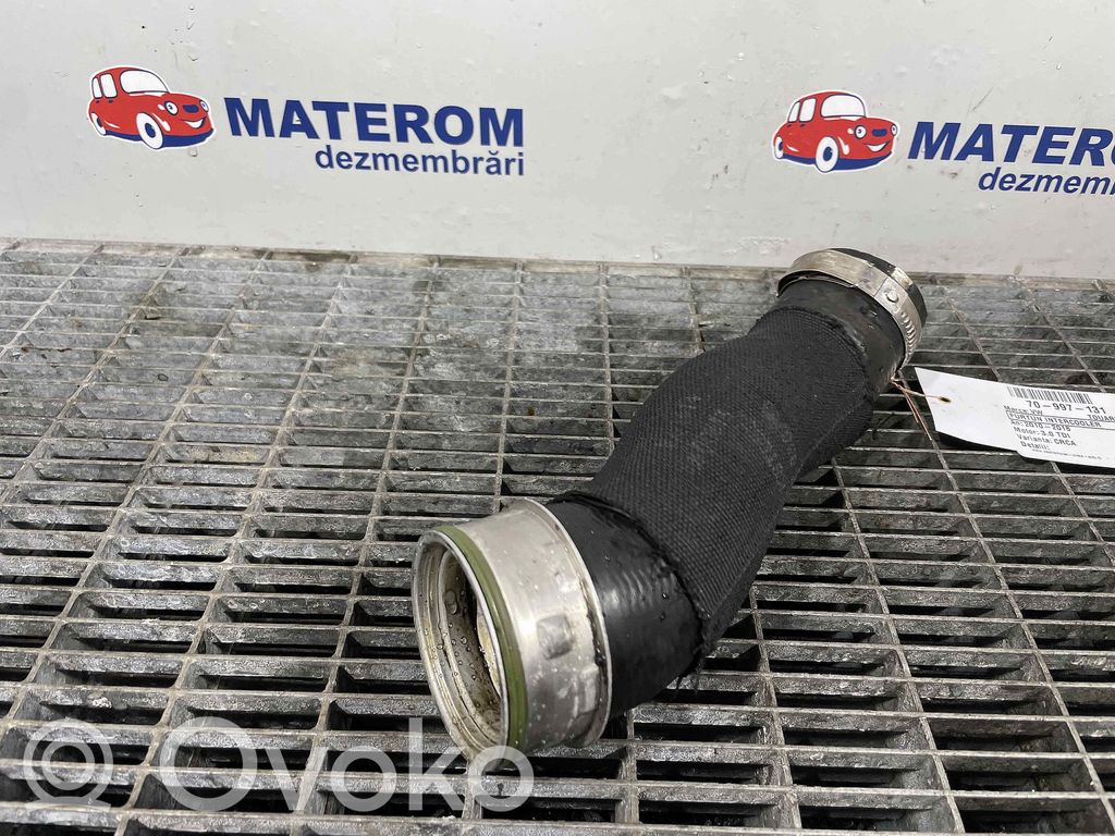 Volkswagen Touareg II Furtun/conductă intercooler