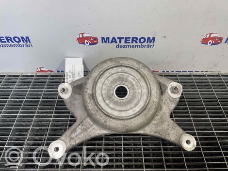 Audi A4 S4 B8 8K Górne mocowanie amortyzatora przedniego 